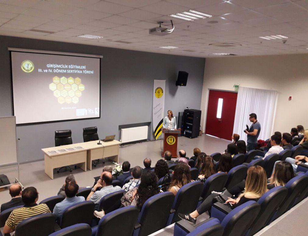 Çankaya Üniversitesi Girişimcilik Sertifika Programı III ve IV. Dönem Sertifika Töreni!