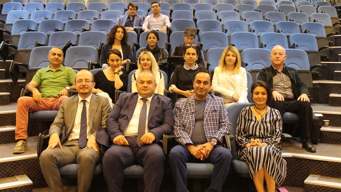 Girişimcilik ve Uluslararası Kuluçka Merkezi Söyleşisi Chicago Türk Ticaret Merkezi Direktörü Eray Ütücü’nün Katılımı ile 18 Nisan 2018’de Üniversitemizde Gerçekleşmiştir!