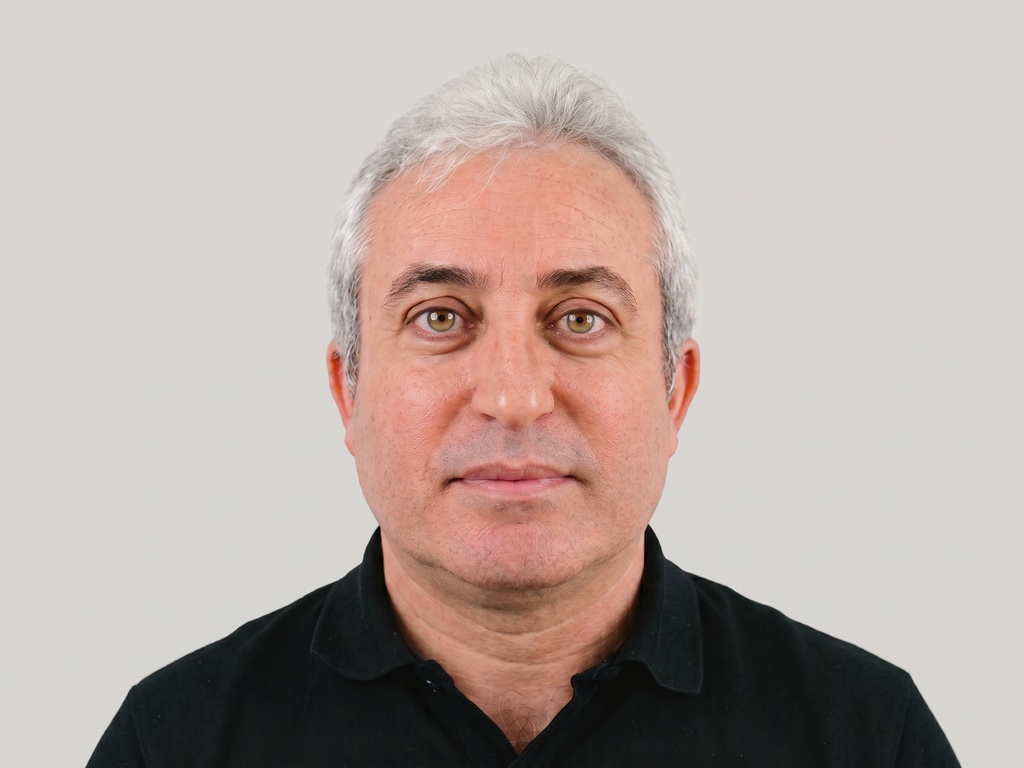 Dr. Murat Saran